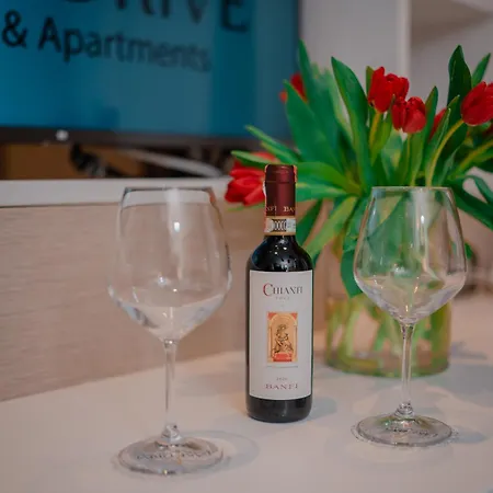 Drive Rooms&apartments 4* Tirana