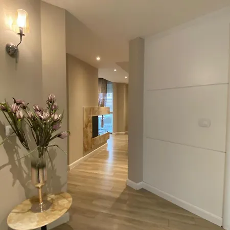 Drive Rooms&apartments Ξενοδοχείο με διαμερίσματα 4*