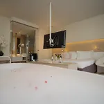 Lägenhetshotell Drive Rooms&apartments Tirana