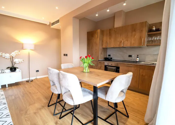 Drive Rooms&apartments 4* Tirana