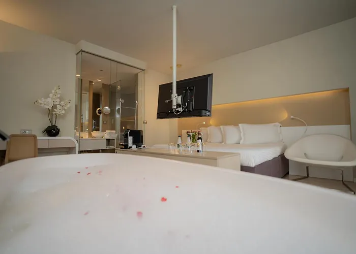 Aparthotel Drive Rooms&apartments Tirana